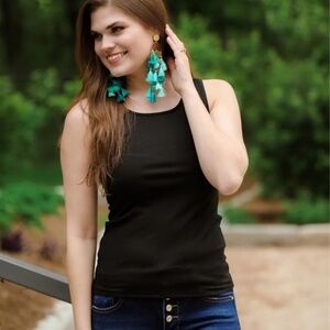Basic Ribbed Tank - Black. NWT
